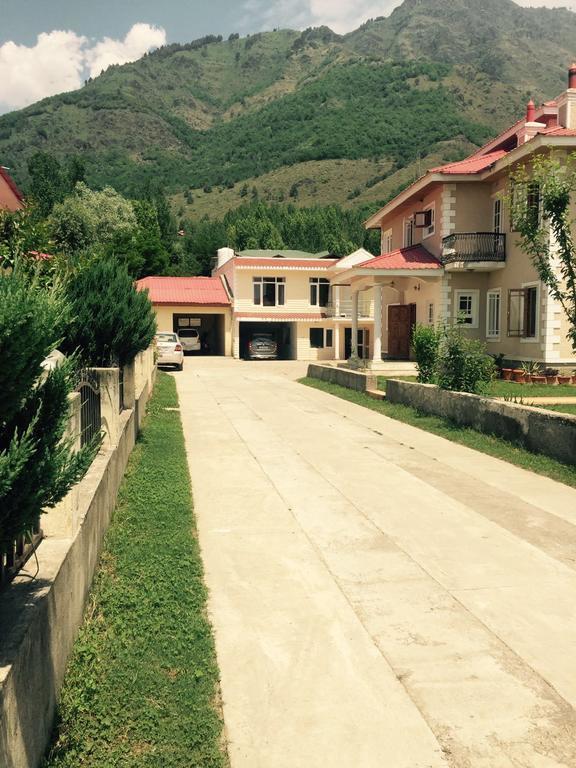 Shalimar Heights Hotel Srīnagar Eksteriør billede